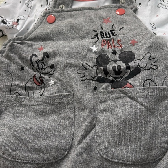 Mickey Mouse True Pals 2 Piece Set - Picture 2 of 7